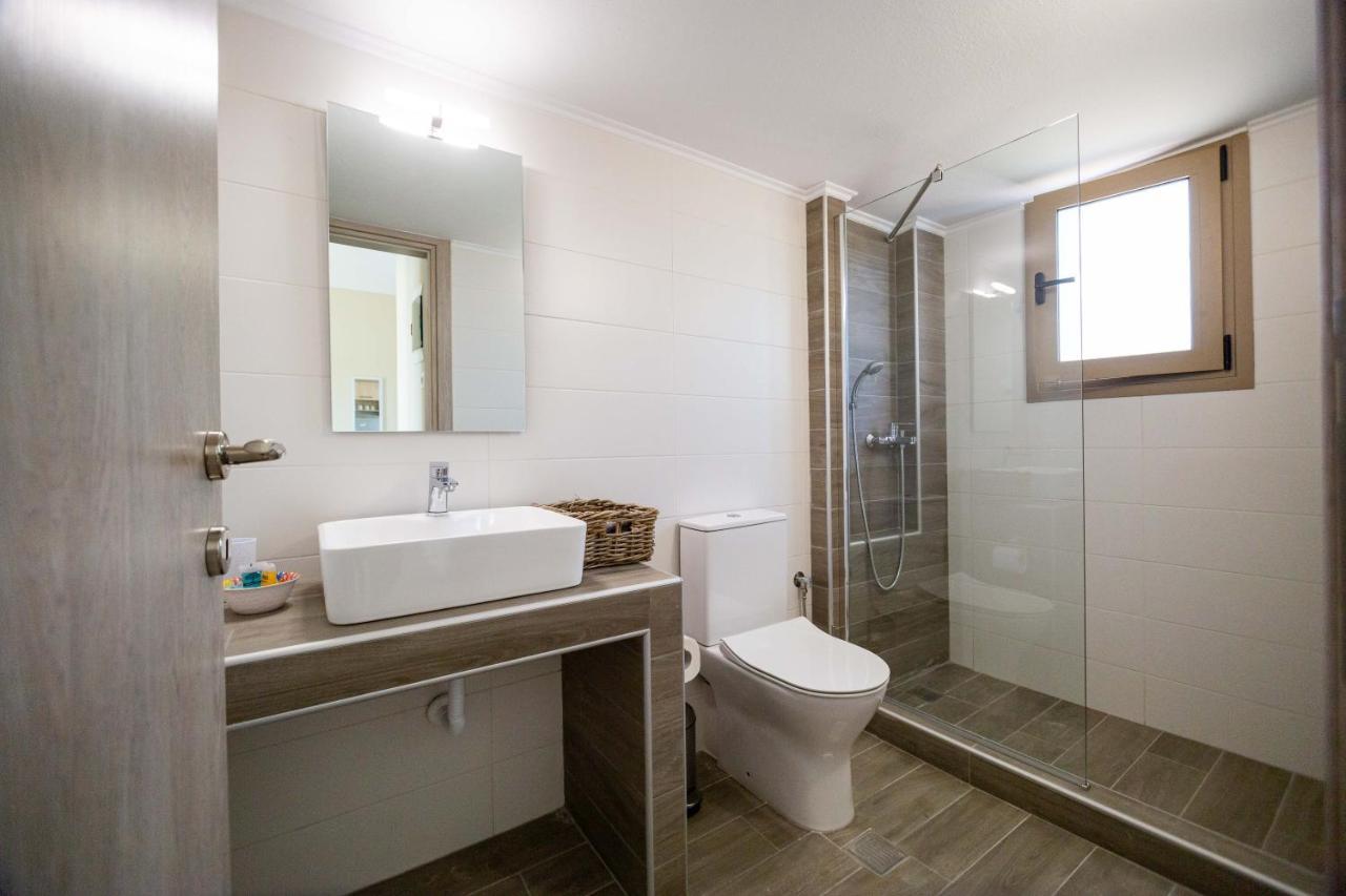 Varkes Suites 1 نيا بوتيدايا المظهر الخارجي الصورة