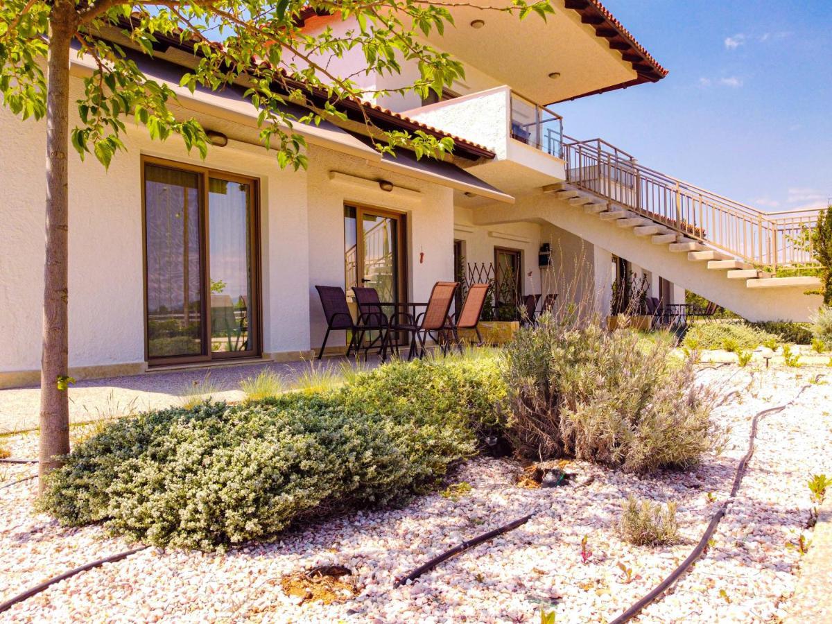 Varkes Suites 1 نيا بوتيدايا المظهر الخارجي الصورة